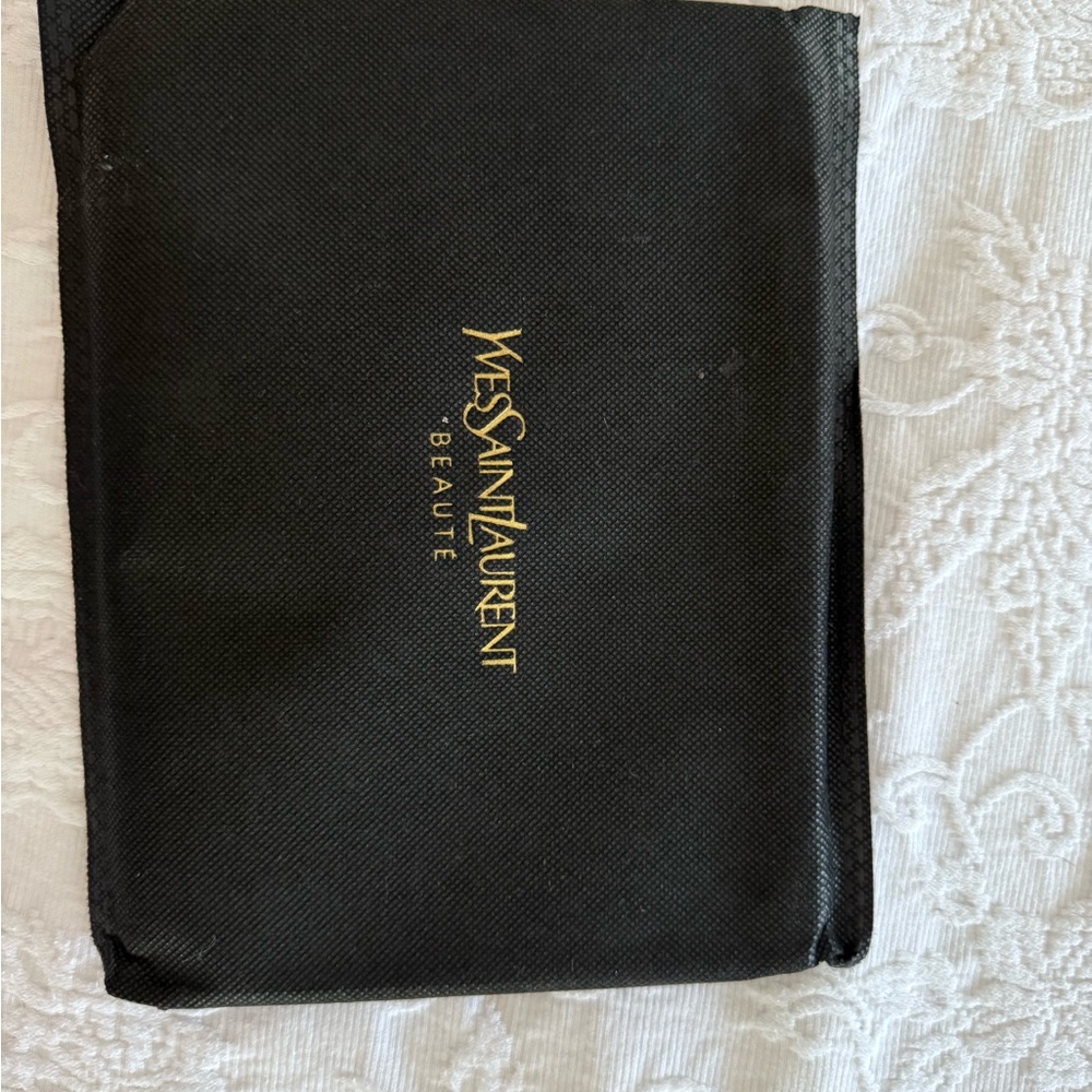 Ysl Pouch. - image 4